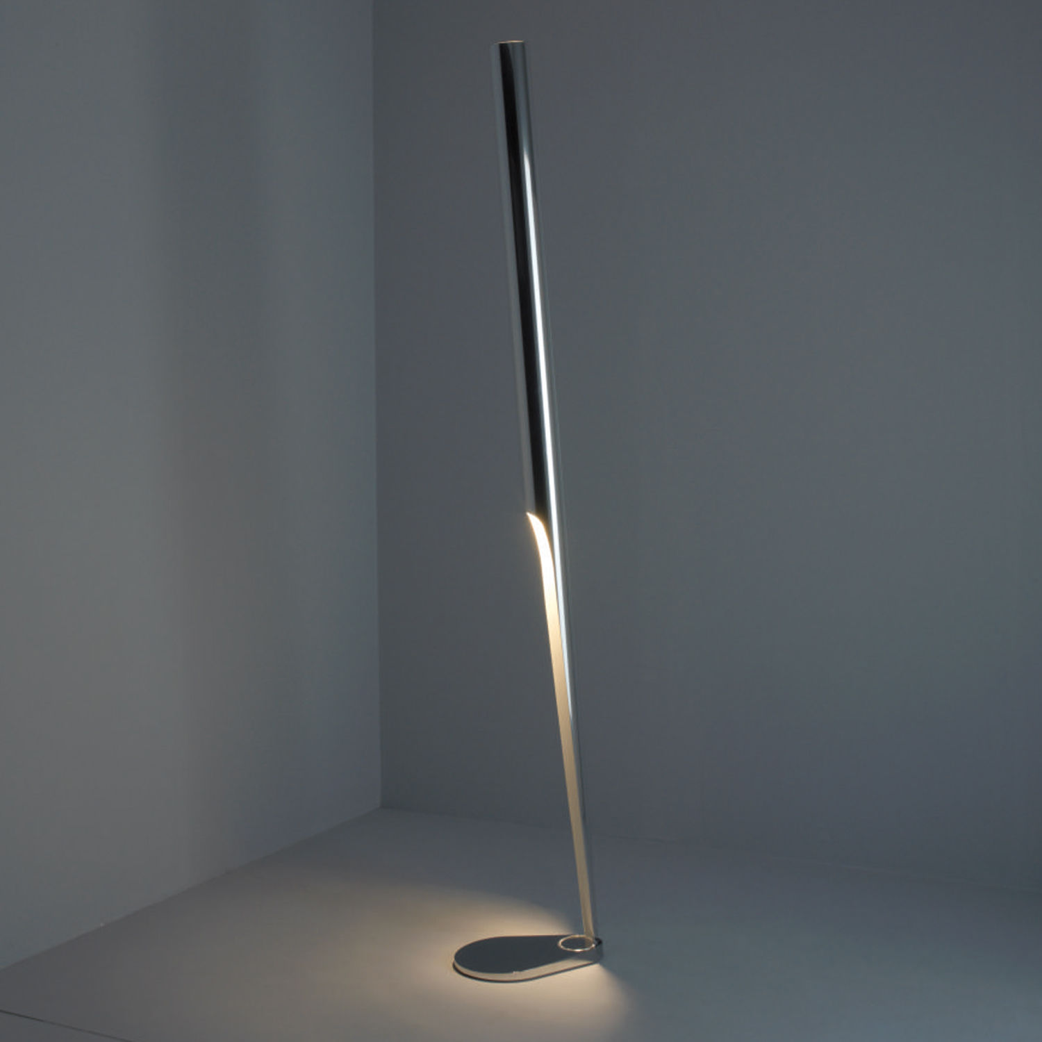 Lampade da salotto moderne: lampade da terra, pratiche e di design ...