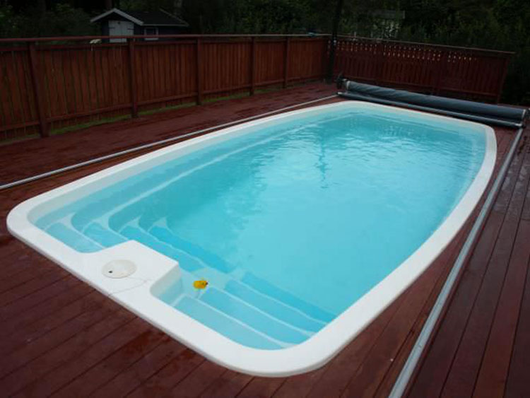 15 modelli di piscine interrate in vetroresina monoblocco ... Piscine interrate in vetroresina