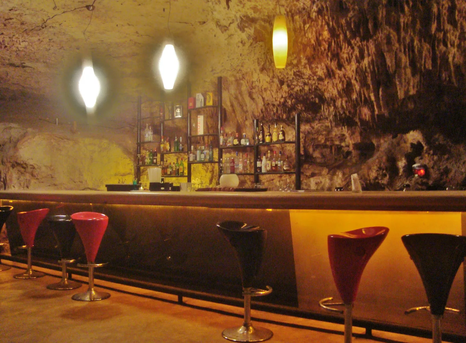 Arredamento del bar Alux Caverna Lounge in Messico