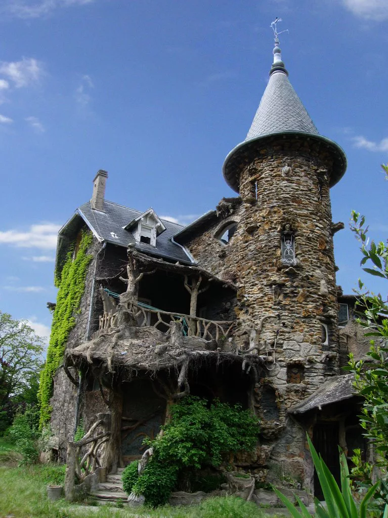 Foto della casa delle streghe costruita in Francia