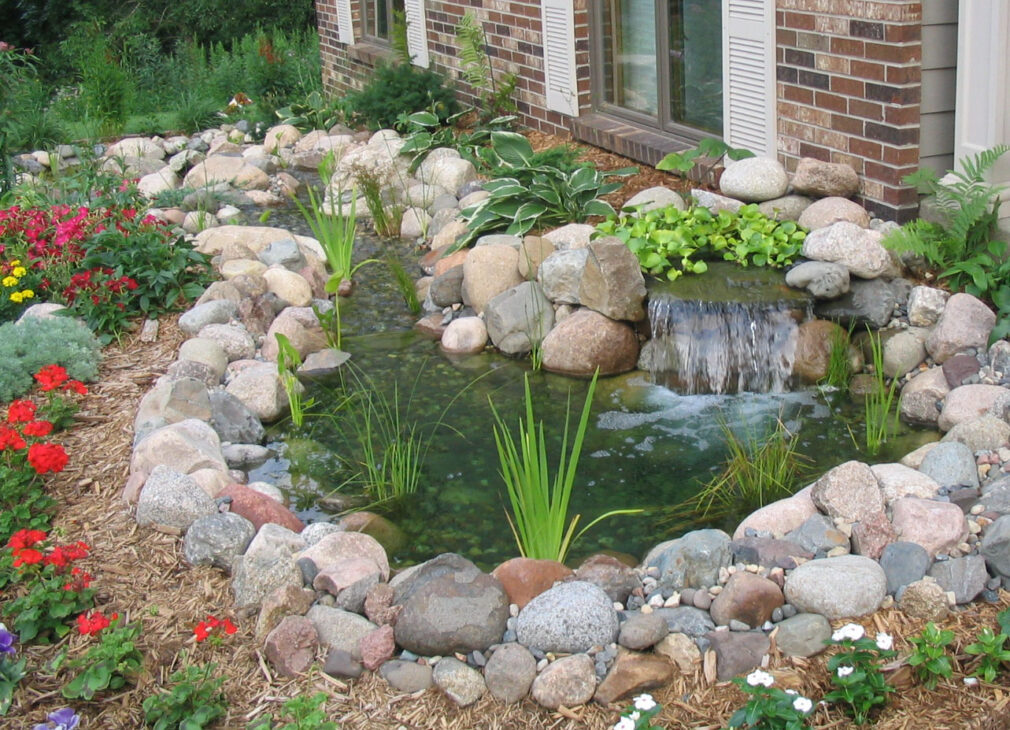 40 Foto ed Idee per Bellissimi Laghetti da Giardino | MondoDesign.it