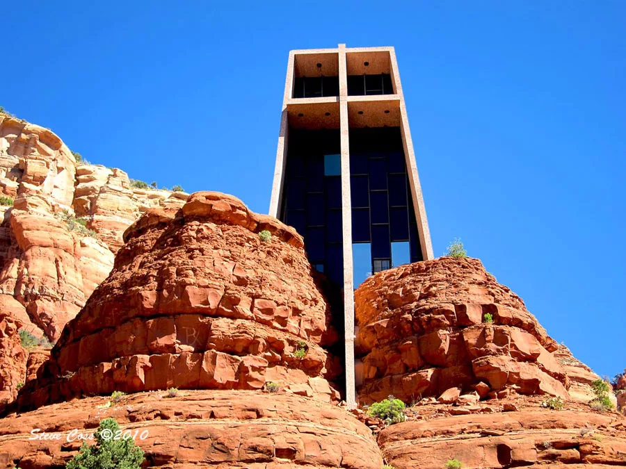 Foto della cappella nella Roccia in Arizona