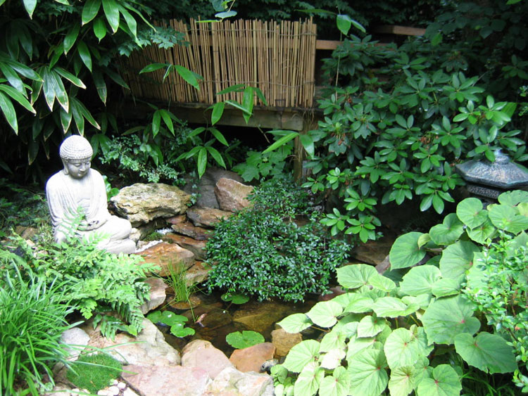 Foto del giardino zen in stile giapponese n.13