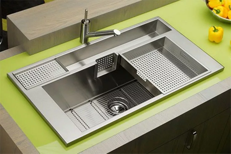 Immagine del lavello da cucina dal design moderno n.12