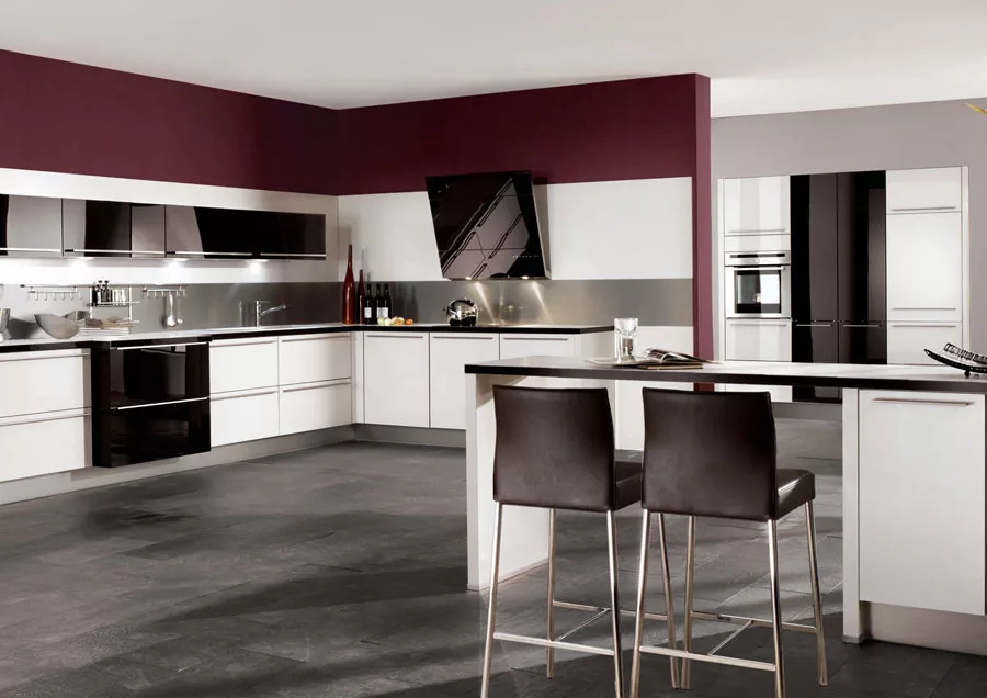 Pareti rosse per cucine moderne 03