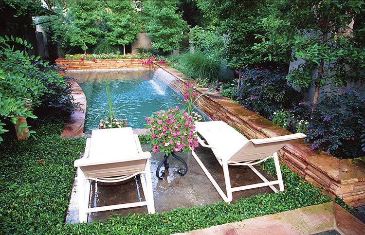 50 foto di piccole piscine interrate per piccoli giardini ... Progetto piccolo giardino rettangolare