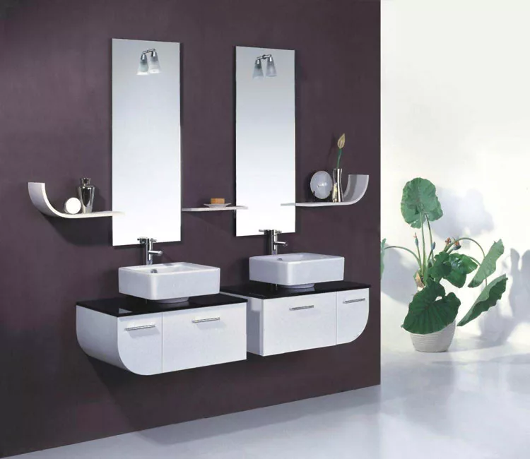 Specchio per bagno dal design moderno n.01