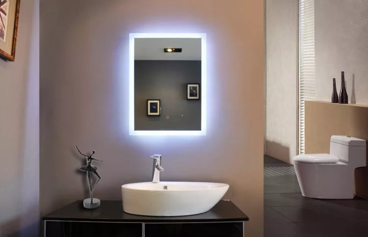 Specchio per bagno dal design moderno n.19