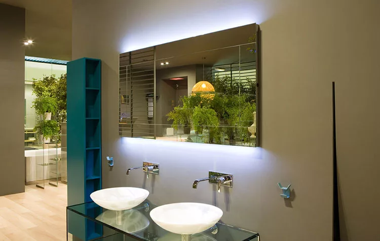 Specchio per bagno dal design moderno n.20