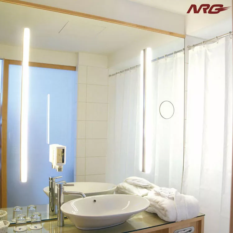 Specchio per bagno dal design moderno n.35