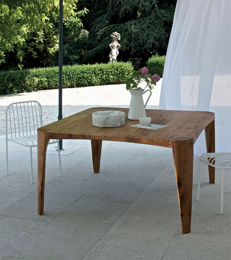 Foto del tavolo da giardino in legno n.36