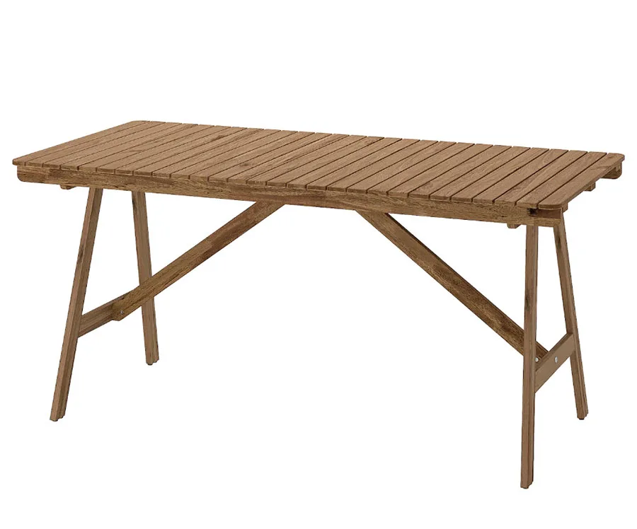Modello di tavolo da giardino in legno Ikea n.04