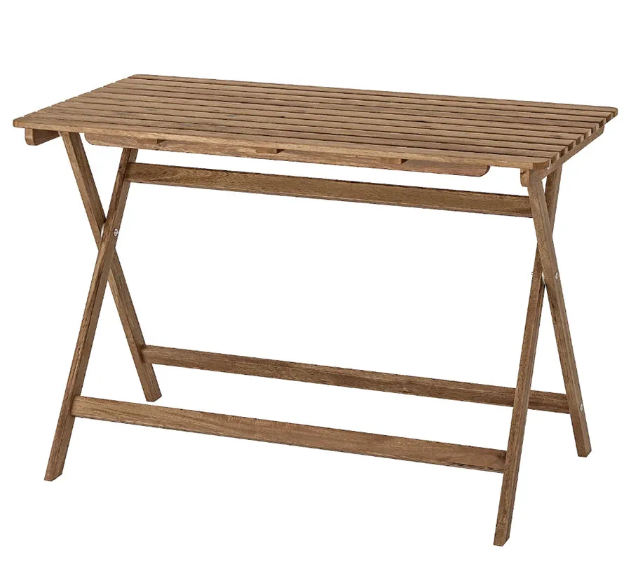 Modello di tavolo da giardino in legno Ikea n.06