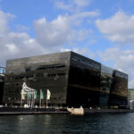 Biblioteca-Reale-Danimarca-The-Black-Diamond-Copenaghen