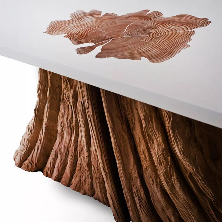 Tavolo in legno naturale dal design originale n.14