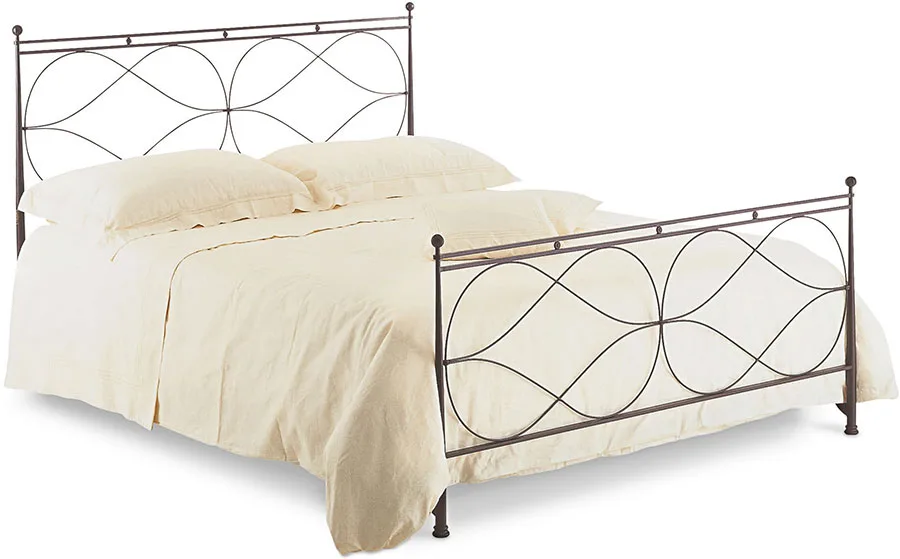 Modello di letto matrimoniale in ferro battuto di design n.24