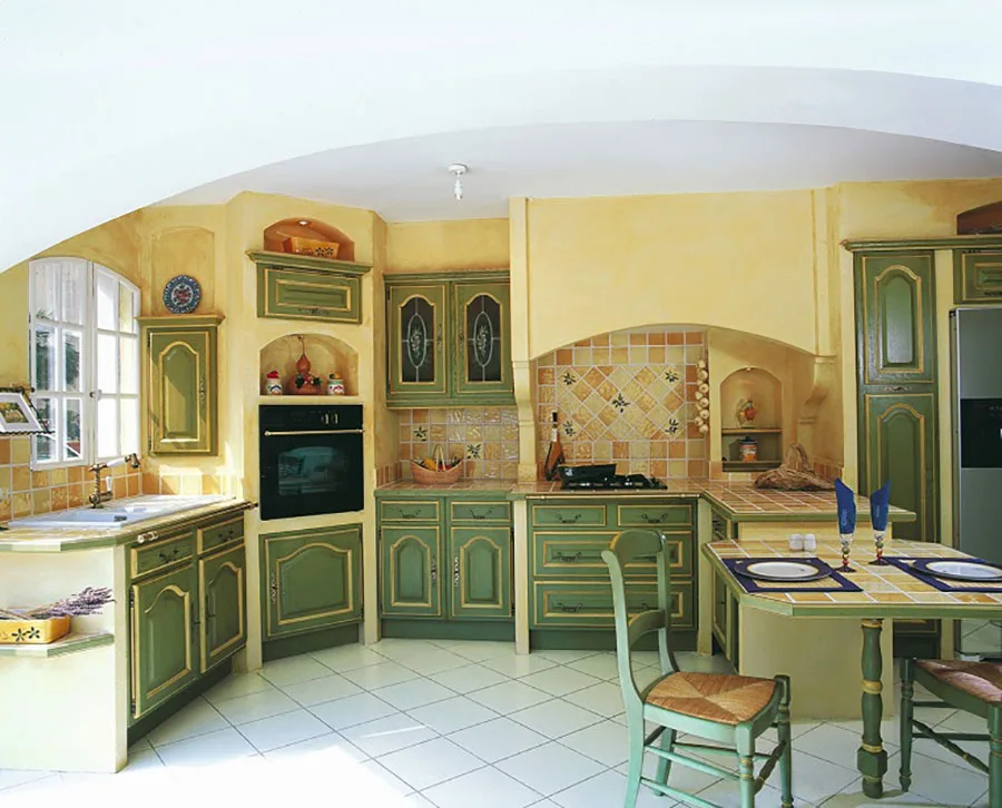 Modello di cucina provenzale in legno n.28