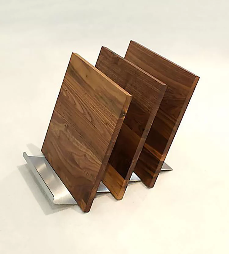 Modello di portariviste in legno moderno n.05