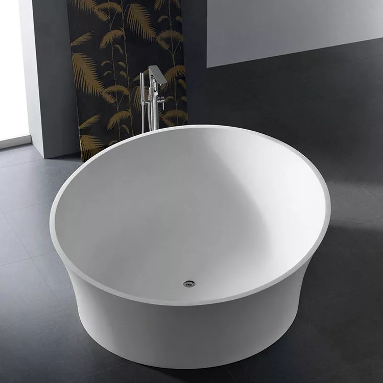Modello di vasca da bagno piccolo e moderna n.13