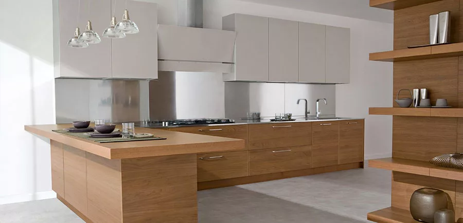 Modello di cucina bianca e legno moderna n.25