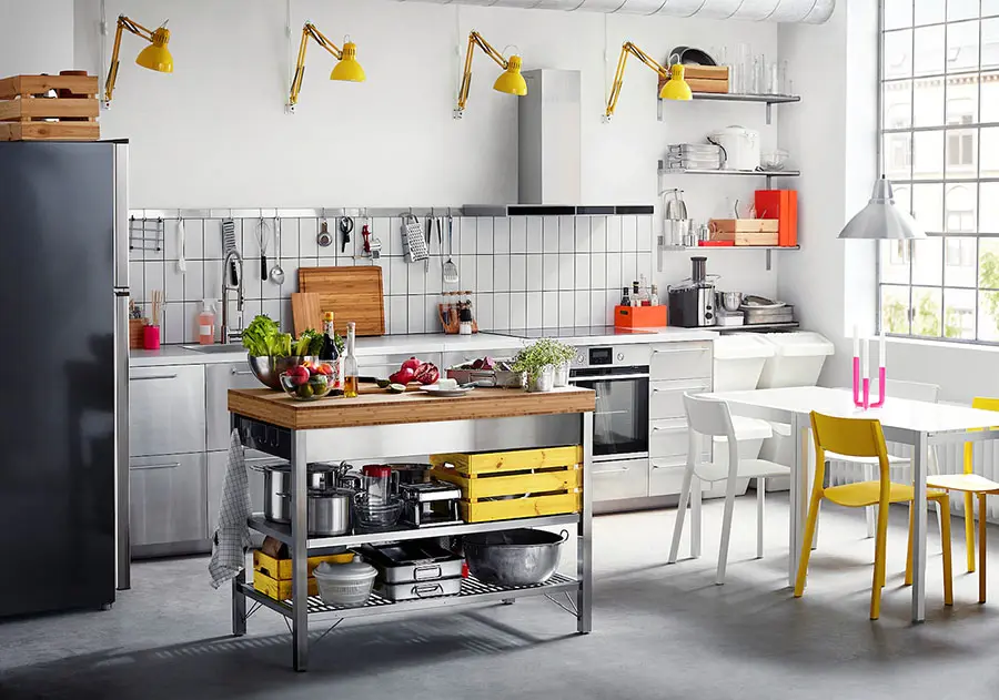 Modello di cucina in acciaio di Ikea n.01