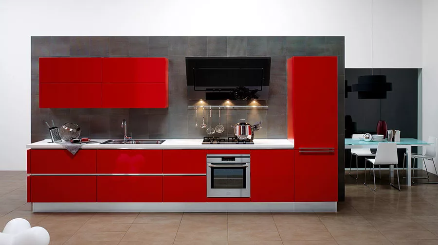 Modello di cucina rossa dal design moderno n.19