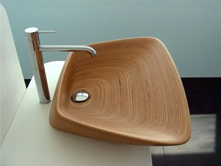 Modello di lavabo bagno in legno dal design originale n.25