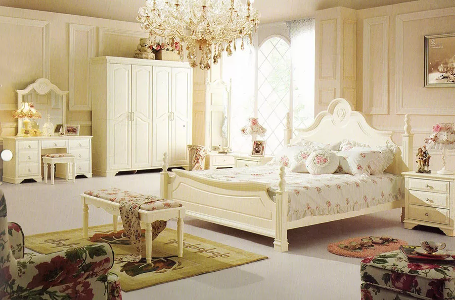 Idee per arredare una camera da letto beige classica n.04