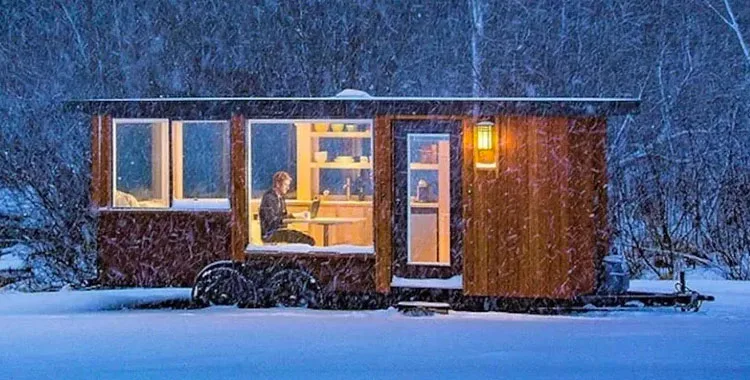 Tiny house