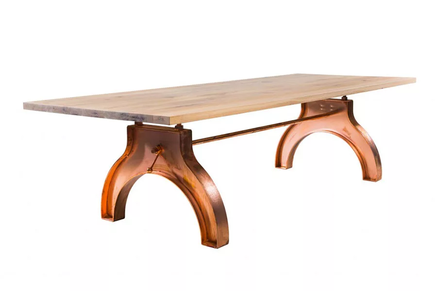 Modello di tavolo industrial Antico di Sturdy Legs n.10