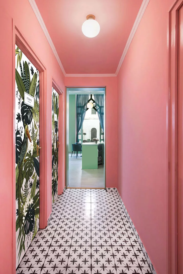 Idee per dipingere un corridoio rosa 1