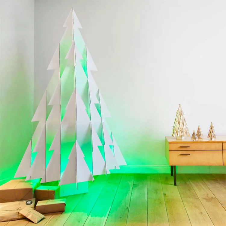 Modello di albero di Natale moderno di design n.03