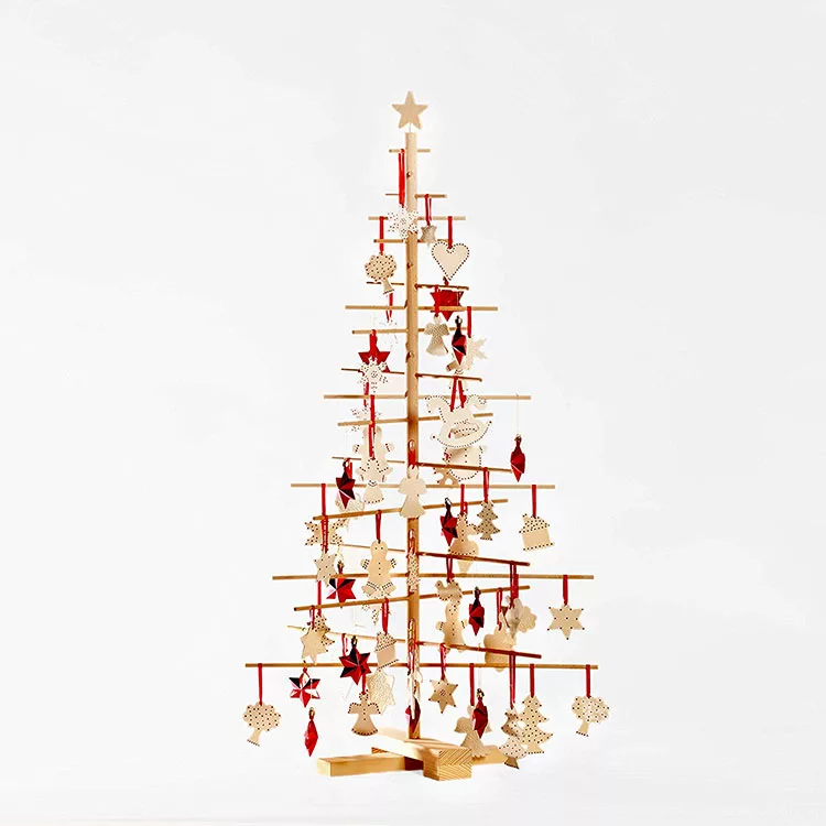 Modello di albero di Natale moderno in legno n.03