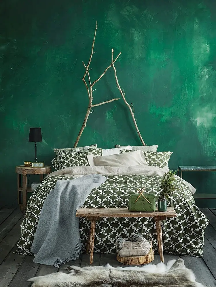 Idee per una camera da letto verde smeraldo n.1