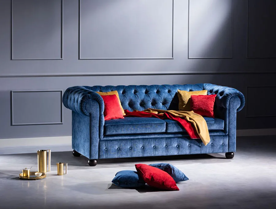 Modello di divano Divano Chesterfield blu