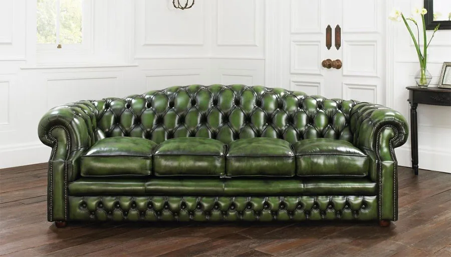 Modello di divano Divano Chesterfield verde