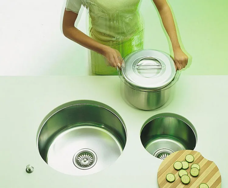 Modello di lavello da cucina in acciaio 06