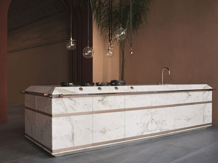 KAOS Piedistallo in legno e marmo By Capital Collection