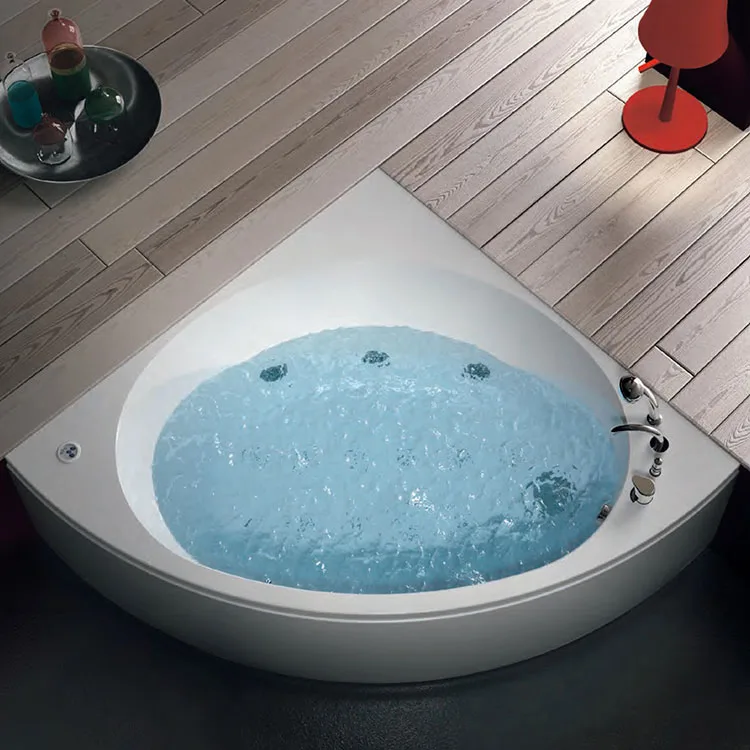 Modello di vasca da bagno piccola da 120 cm n.02