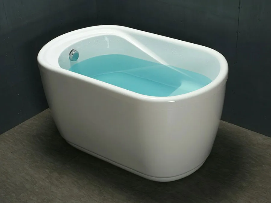 Modello di vasca da bagno piccola da 120 cm n.06