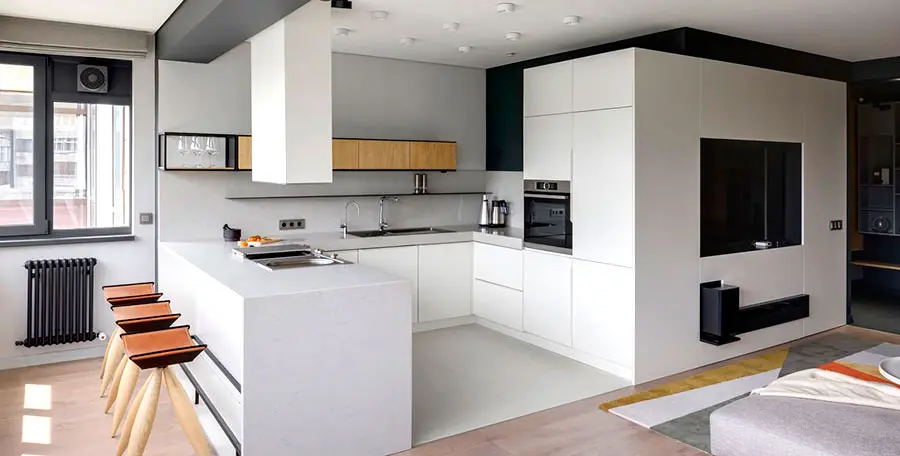 Come arredare una cucina quadrata