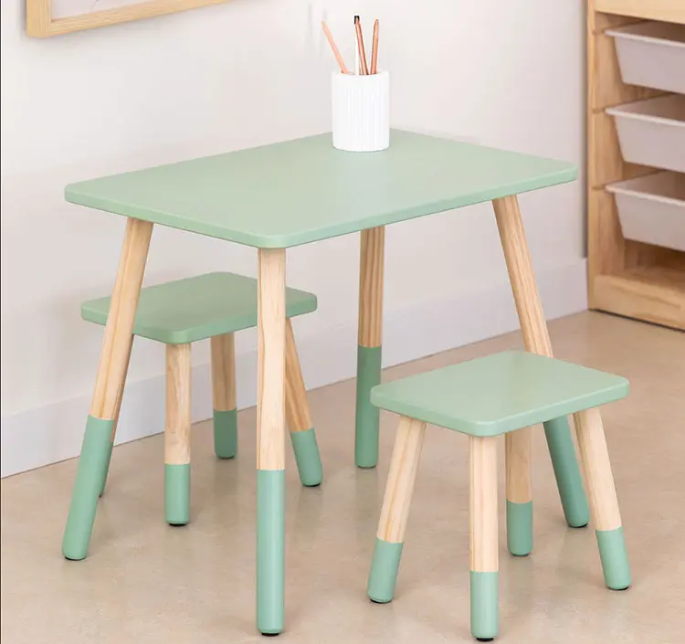 Ensemble Table Et Chaises Montessori – Bouleau, 3 Pièces, Neuf