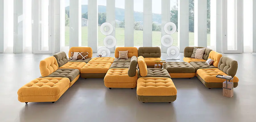 Idee di arredamento con divano bifacciale n.06
