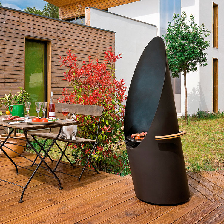 Idee per barbecue in giardino con zona pranzo n.02