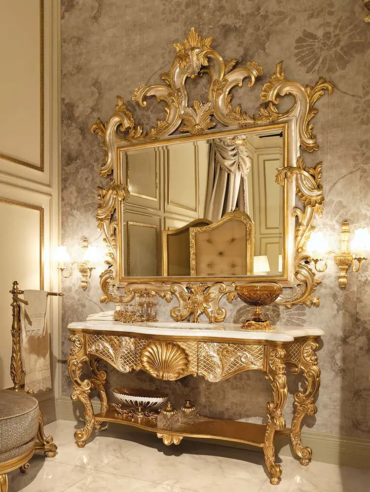 Idee per arredare un bagno in stile barocco n.09