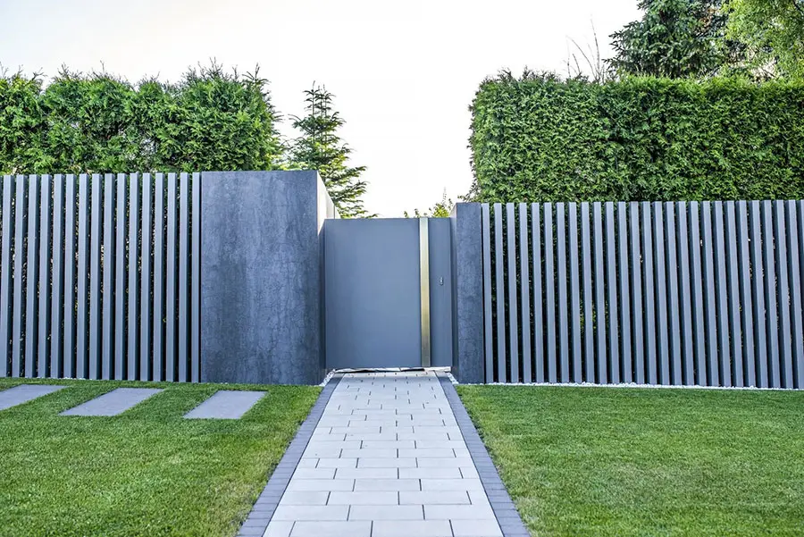 Idee recinzioni per giardino moderne n.03