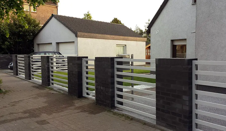 Idee recinzioni per giardino moderne n.10