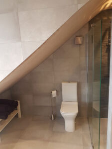 Bagno nel Sottoscala: Idee e Progetti da Copiare | MondoDesign.it