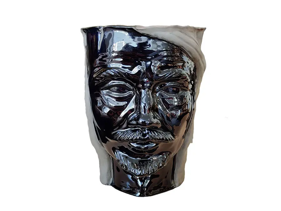 Modello di vaso a forma di testa di design n.05