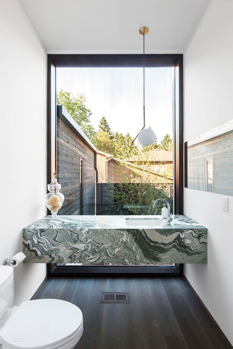 Bagno piccolo effetto marmo 04 Idee per bagno piccolo effetto marmo n.04